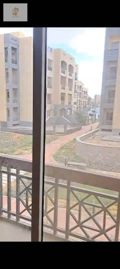 شقة للإيجار في كمبوند بارادايس المهندسين على محور الجامعة الأمريكية جاهزة للاستلام فوري ايجار فاضي