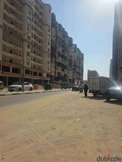 محل لقطه للبيع في مدينة نصر في  حي الواحة شارع الخمسين الرئيسي