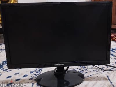 شاشه (samsung) بحاله جيد - للبيع