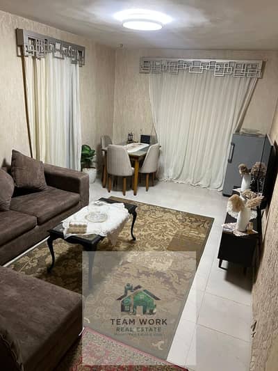 شقة لقطة للبيع - بقلب الشيخ زايد (بفيو فيلات)A great deal on an apartment for sale - in the heart of Sheikh Zayed (with a villa view)
