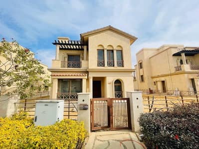 بأقل مقدم و اميز موقع فـــــيـلا نــمـوذج C3 مــسـتـقـلة للبيـع  في مــدينتي بفيــو عمودي علي وايــد جاردن  Madinaty