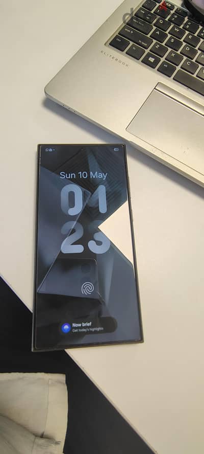 Samsung s24 ultra 512 giga titinum black local warranty