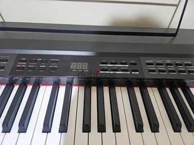 Kurzweil KA-90 مستعمل بحالة الجديد حرفياً