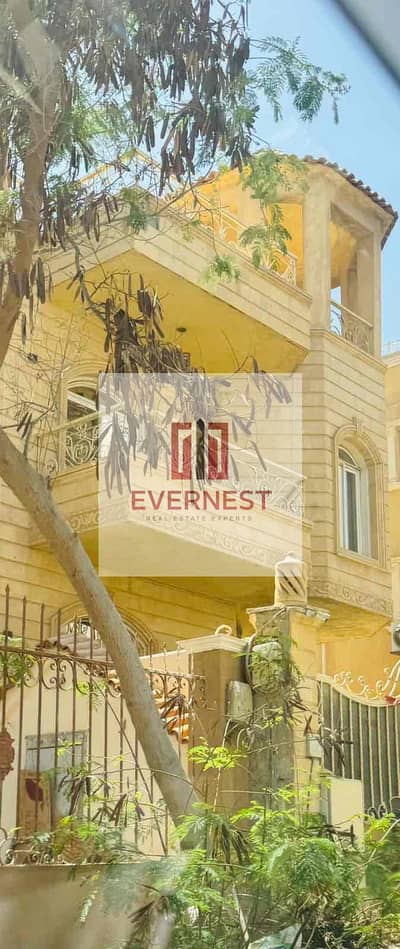 Villa for Sale – Al Yasmeen Compound – Sheikh Zayed  A premium villa for sale in Al Yasmeen Compound Al Rabwa, Z Park, and the Canadian University,