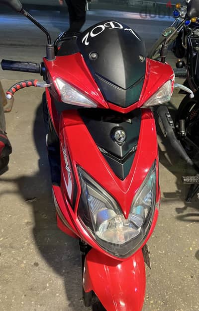 Sym jet 4