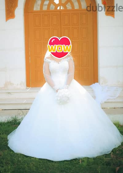 فستان زفاف جديد