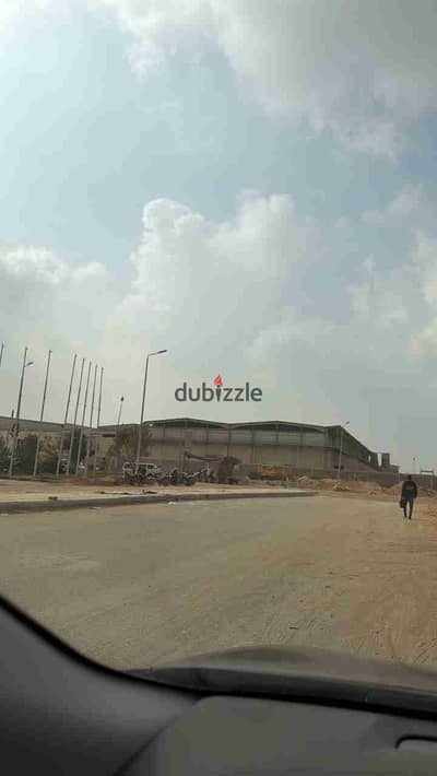 For sale: industrial land in the 10th of Ramadan.