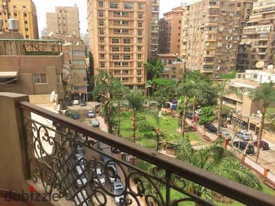 شقة للبيع للسكن الراقي والمميز بالدقي قرب نادي الصيد