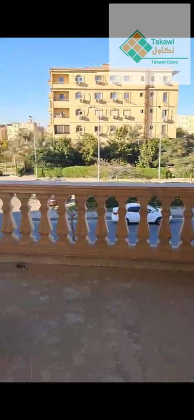 Apartment for Sale in West Arabella – New Cairo   Prime Location next to Al Naeem Mosque  Quiet and upscale residential area   Area: 235 sqm 
