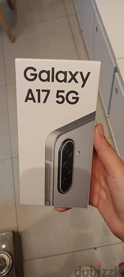 Samsung Galaxy A17 5G (6/128) جديد متبرشم