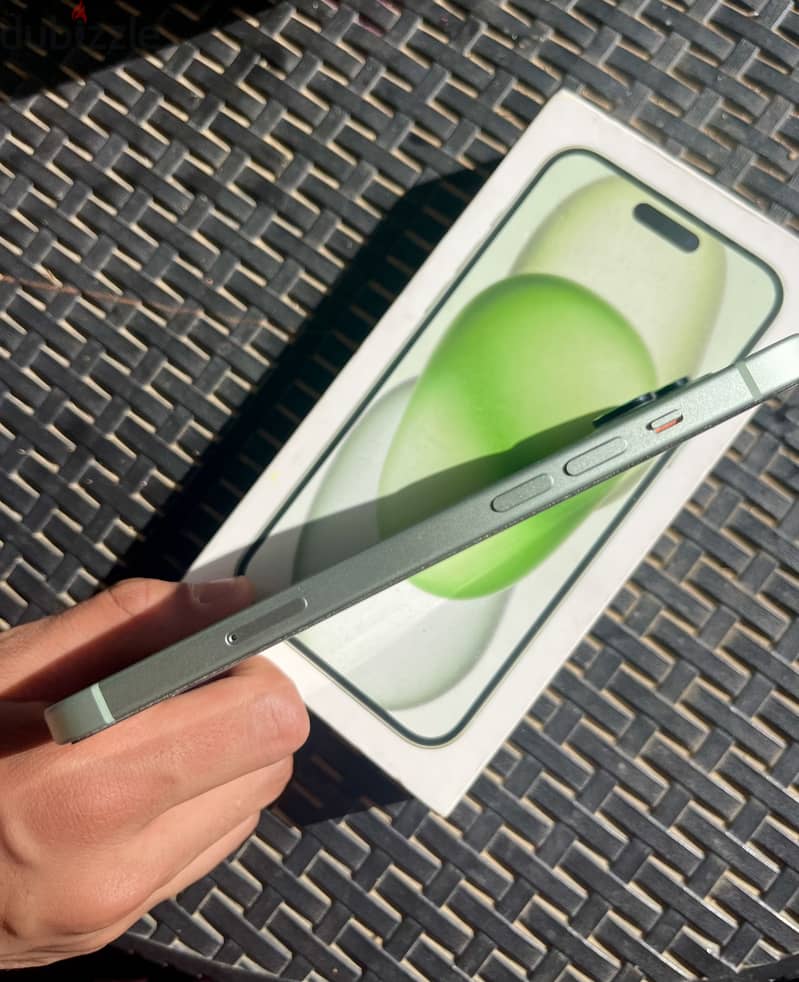 iPhone 15 plus 1