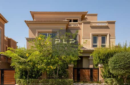 Resale Ready with AC's and Equipped Kitchen 390m Villa For Sale in LANOUVA VISTA New Cairo