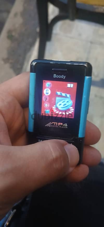 مشغل اغاني و فديوهات و صور والعاب