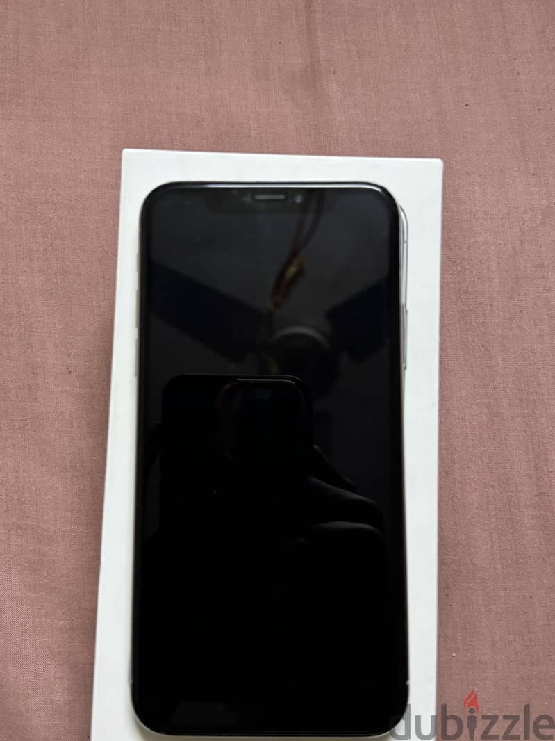 iPhone X 4