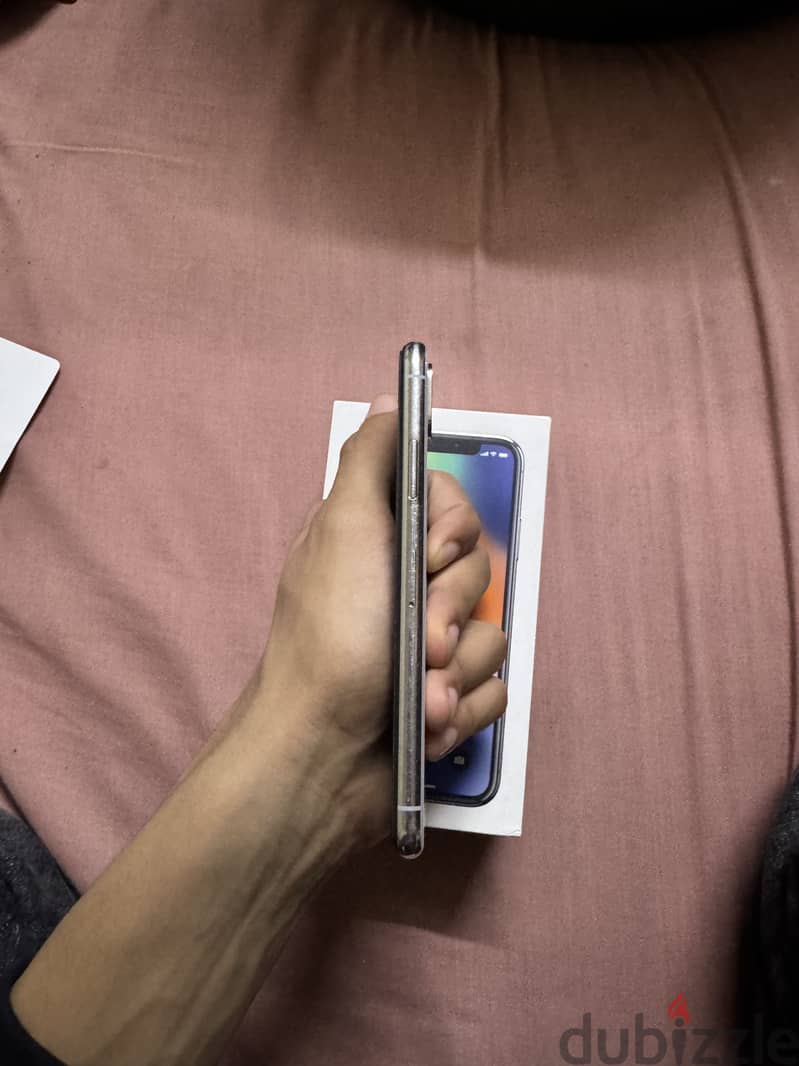 iPhone X 5
