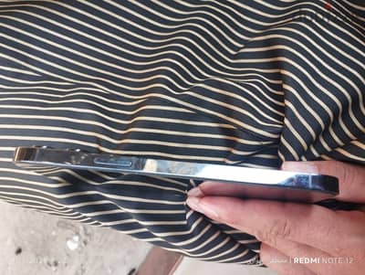 ايفون ١٢ برو ماكس حاجه نضيفه