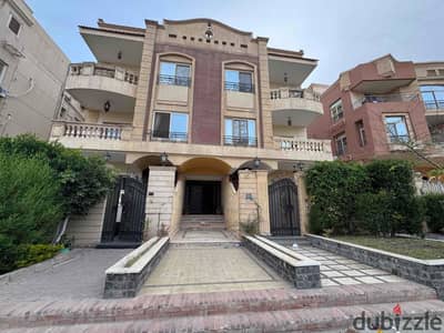 Duplex apartment 350 meters for sale from the owner in South Academy H