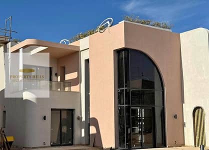 Last villa at this price in June Sodic ready for delivery see view steps to the sea