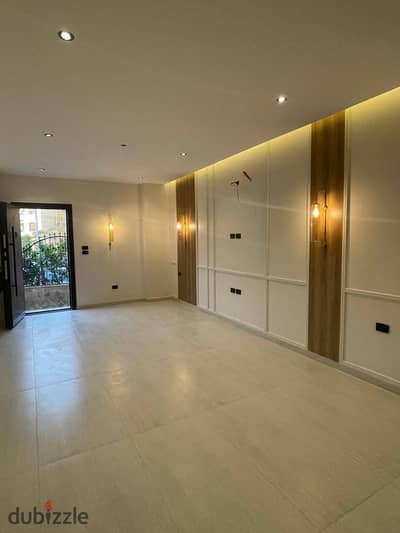 5 Bedrooms 400 sq.M Apartment for rent 50,000 EGP in 1st Settlement, New Cairo