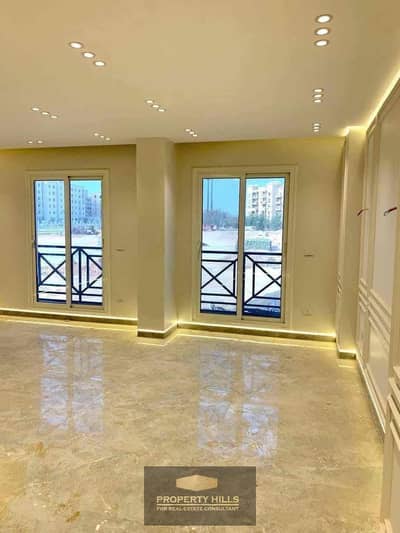 Last apartment 3 rooms with garden immediately finished in October Gardens, its price is a steal near Oasis, Dreamland, Rock Eden, and Sun Capital