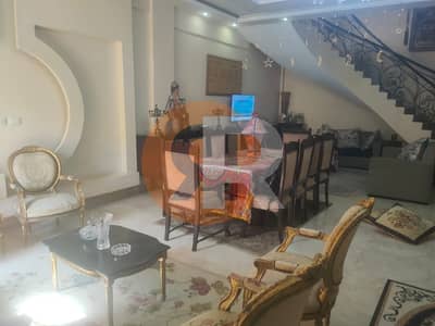 فيلا مميزه للبيع بكمبوند الكنده علي الطريق الدائري
