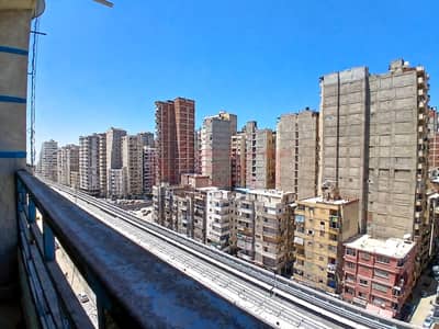 شقة للبيع 75م - العصافره -  على المترو مباشره