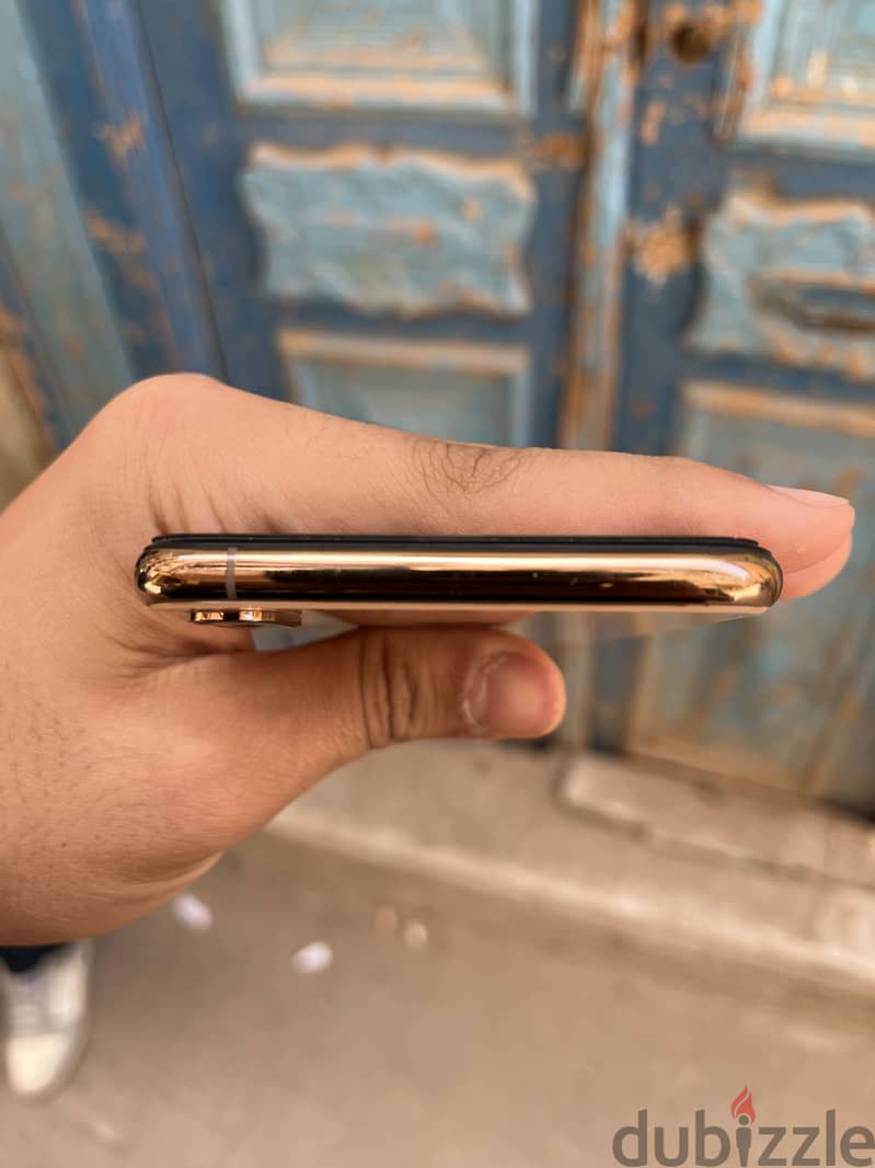 XS MAX 3