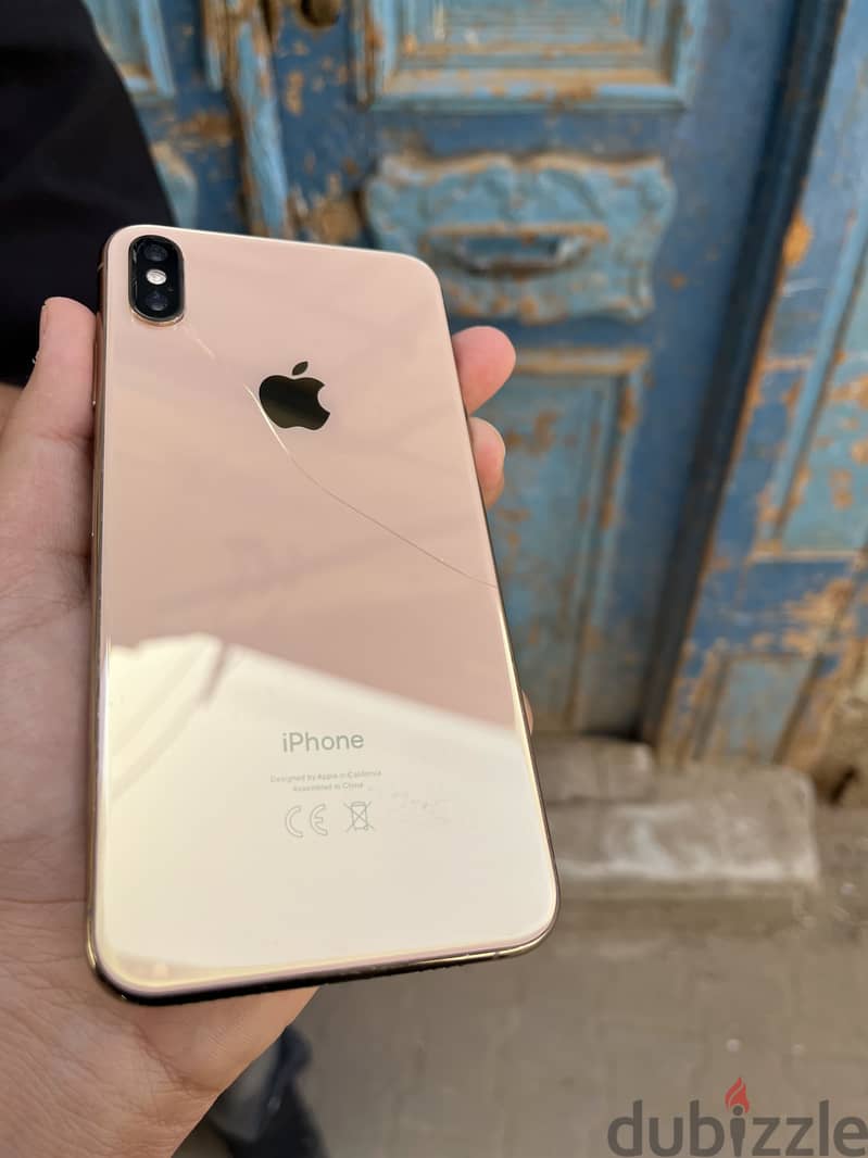 XS MAX 4