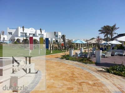 فرصتك تمتلك تاون هاوس في ماونتن فيو رأس الحكمة – إيفيا، دايركت لاجون، 170م + 80م جاردن، 3 غرف، لوكيشن مميز جدًا