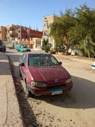 فيات سيينا 2001
