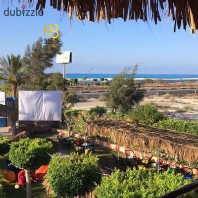 للبيع – أرض 1360 م استثمارية تصلح فندق أو كمبوندالساحل الشمالي على البحر مباشرة