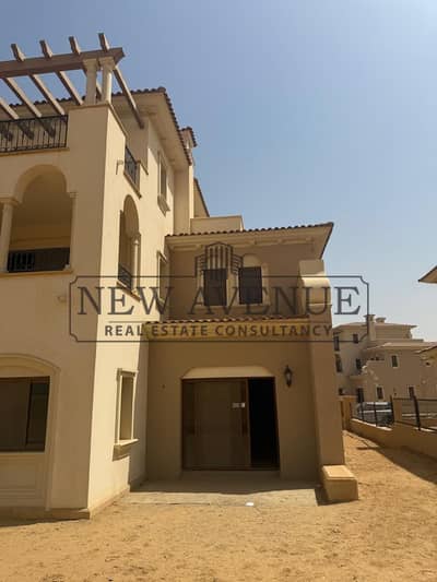 احسن سعر فيلا استلام فوري  بمقدم و اقساط في سيتي جيت في التجمع الخامس القاهرة الجديدة city gate diar el qataria