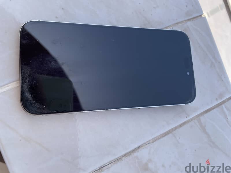 I phone 16 pro max 3