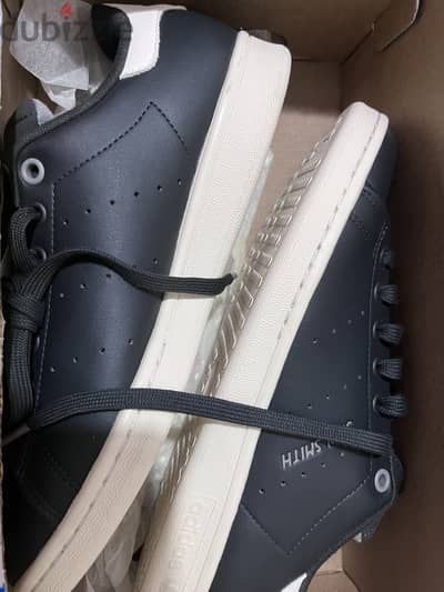 Adidas Sneaker
