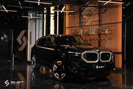 BMW XM NIGHT GOLD EDITION 2023