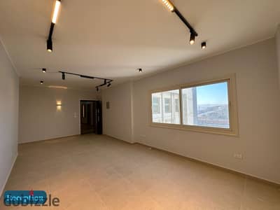 Administrative Headquarters 160m ultra-super-luxury finishing for rent in Sama Administrative Towers, Maadi Circle