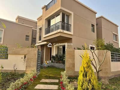 Villa for sale in Sarai, Madinat Misr, with a 50% cash discount in the heart of Mostakbal City | Sarai