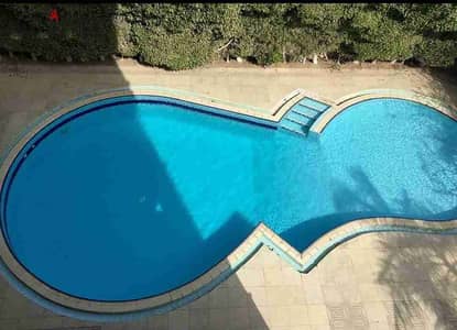 فيلا للبيع في كومباوند مينا جاردن سيتي اكتوبر تشمل الفرش والاجهزه بالكامل