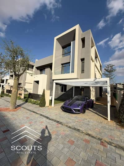 Villa for sale in New Cairo, Saada Compound, near the American University in Cairo (AUC), Rehab City, Madinaty, and Cairo International Airport. Last