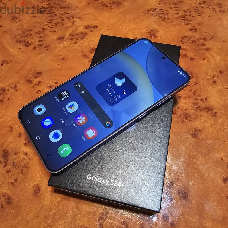 S24 plus Samsung 4