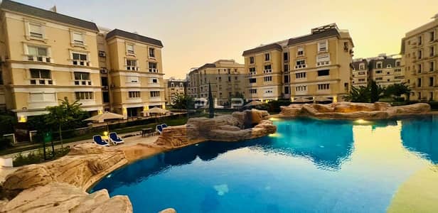 شقة ريسيل جاهزة و متشطبة  دايركت على حمام السباحة  للبيع في ماونتن فيو هايد بارك التجمع Mountain View Hyde Park