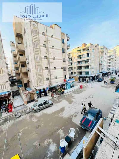 شقه بسعر لقطه للبيع في الإسكندرية شاطئ النخيل بجوار الخدمات