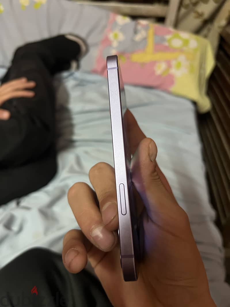 iPhone 12 3