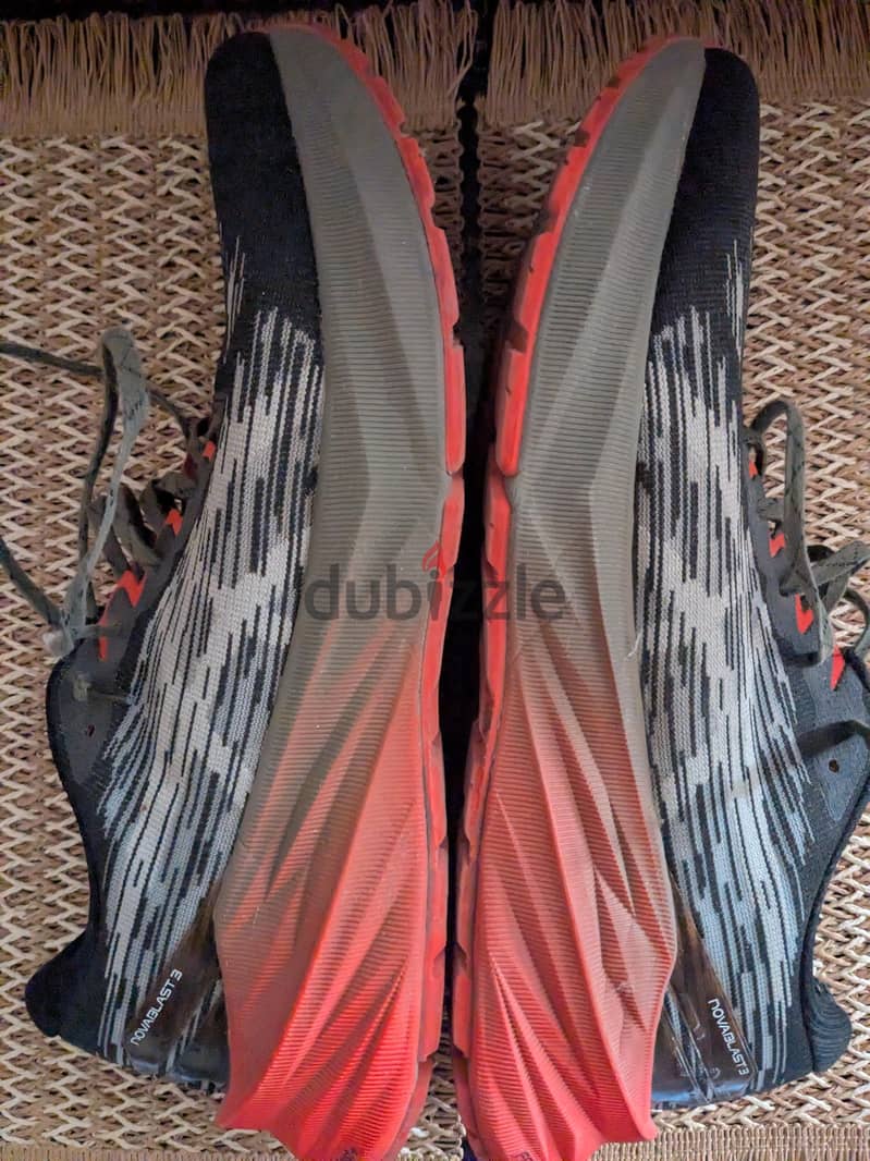 Asics Novablast4 Original 3
