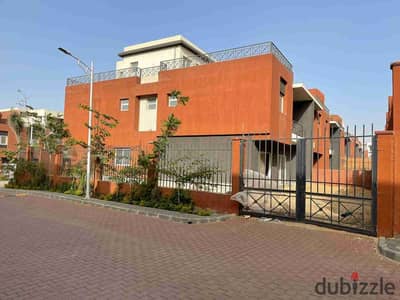 Townhouse for sale in Continental Residence Compound, Sheikh Zayed, semi-finished, immediate delivery