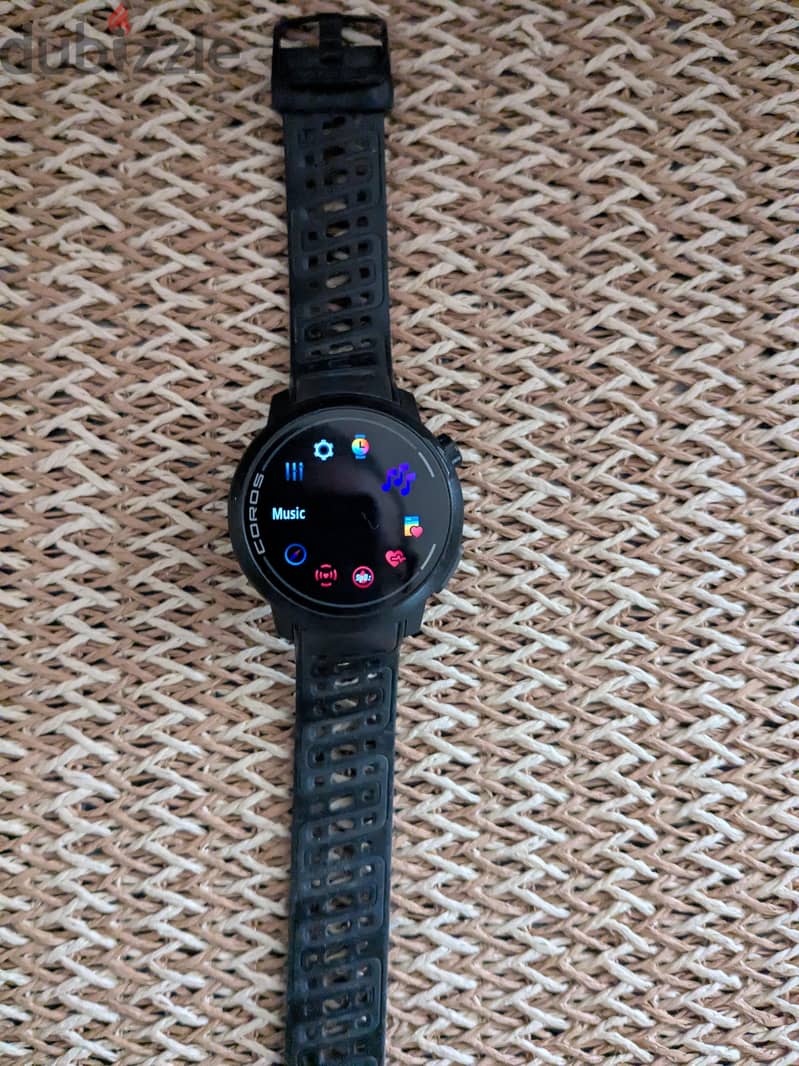Coros Pace Pro Smartwatch 1