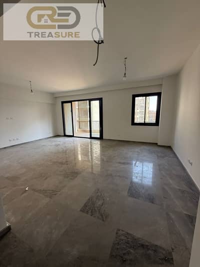 شقة بالمطبخ والتكييفات للإيجار في ديستريكت 5 - القاهره الجديده - District 5 - new cairo