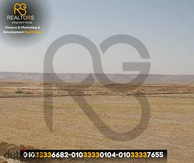 للبيع قطعة أرض 751 م في جرين أكتوبر