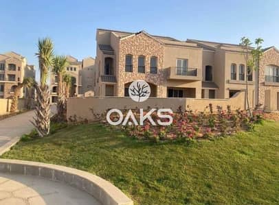 Villa for sale in a compound in New Cairo, near 90th Street and Madinaty, in a distinguished location, with installments over the longest peri