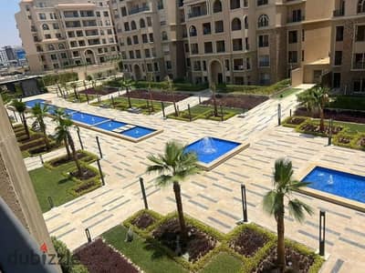 شقة للبيع متشطبة بالكامل بتصميم راقي وتقسيم مثالي في موقع مميز بالتجمع الخامس